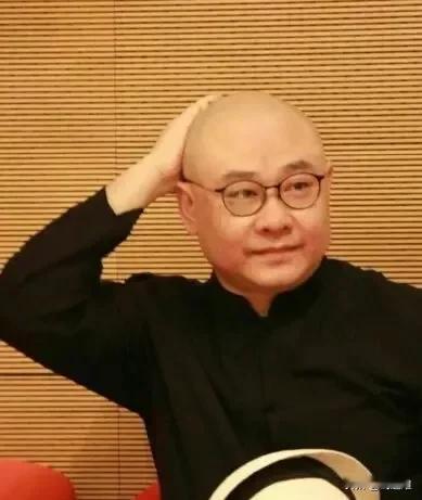 刀郎的《罗刹海市》含金量还在继续增加，已经快成了24K小金人。从武大女学生诬告