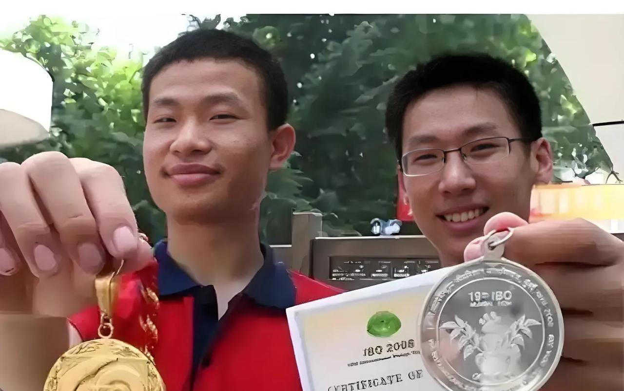 我个人觉得，韦神需要相关部门保护好，陈景润的历史不能重现，五条建议，希望采纳：
