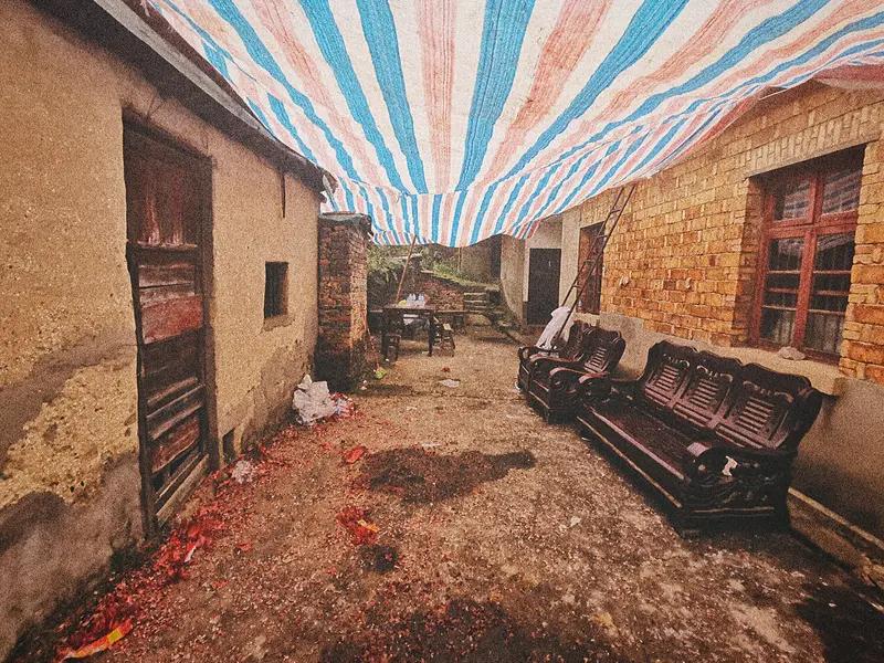 湖南男子暗藏亲子鉴定，惊人真相揭晓后引发家庭大变革在湖南安化县，一段原本温馨