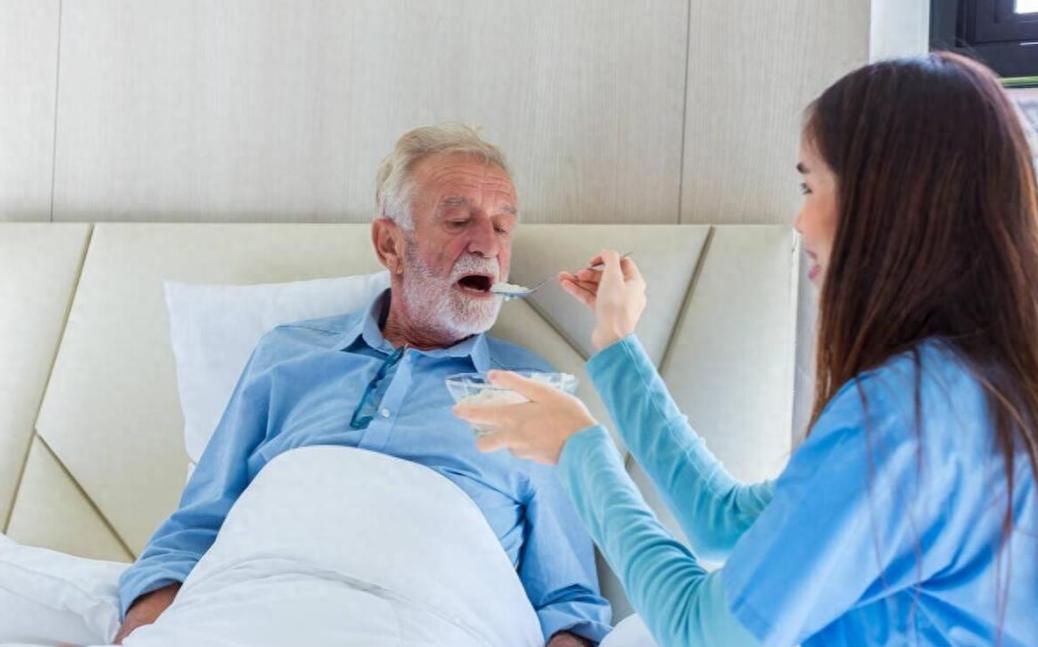 老没老，年龄说了不算，关键看有没有这7个表现！70岁请对号入座老年医学界有一