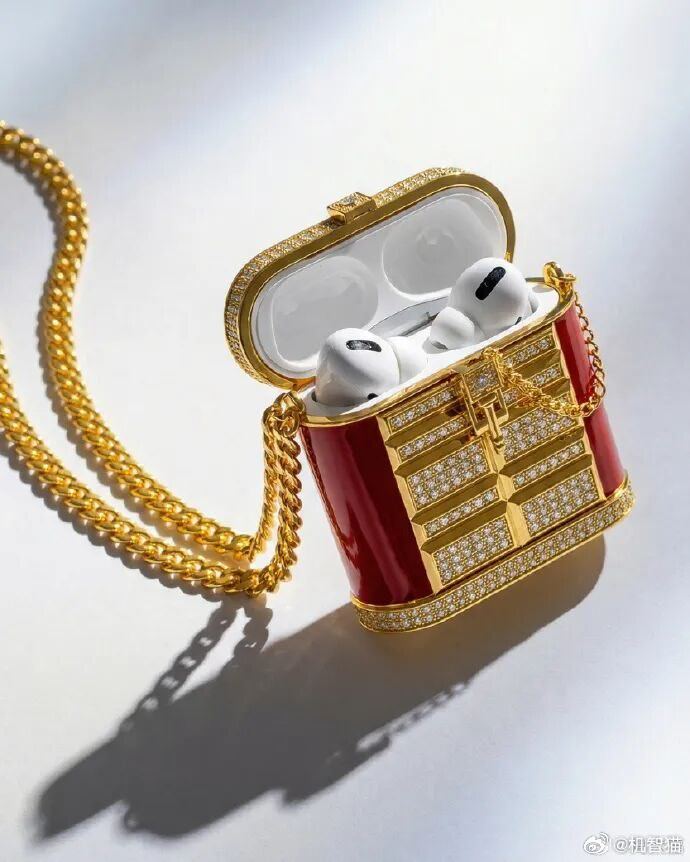 什么样的人，什么样的耳机需要一款纯金镶钻的耳机保护壳官方价格78.88万