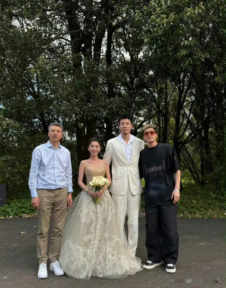 郭艾伦参加张镇麟婚礼！