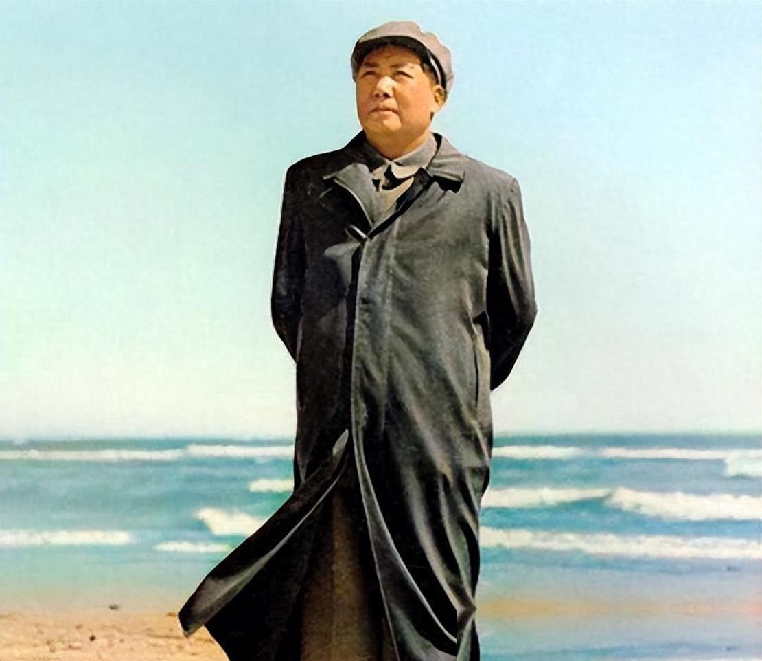1955年那批将星，十个元帅十个大将，往下数到中将，175个人。聂鹤亭也在里头。