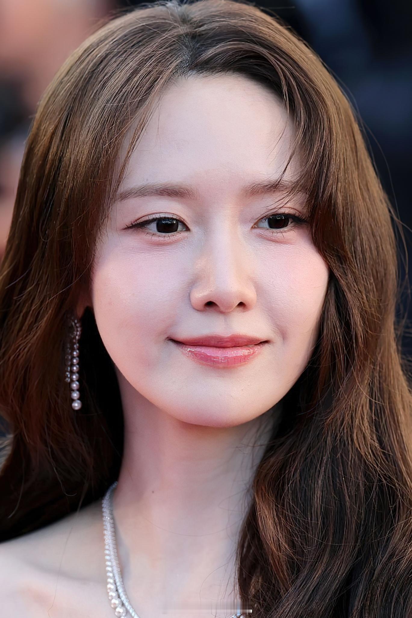 少女时代林允儿无敌怼脸