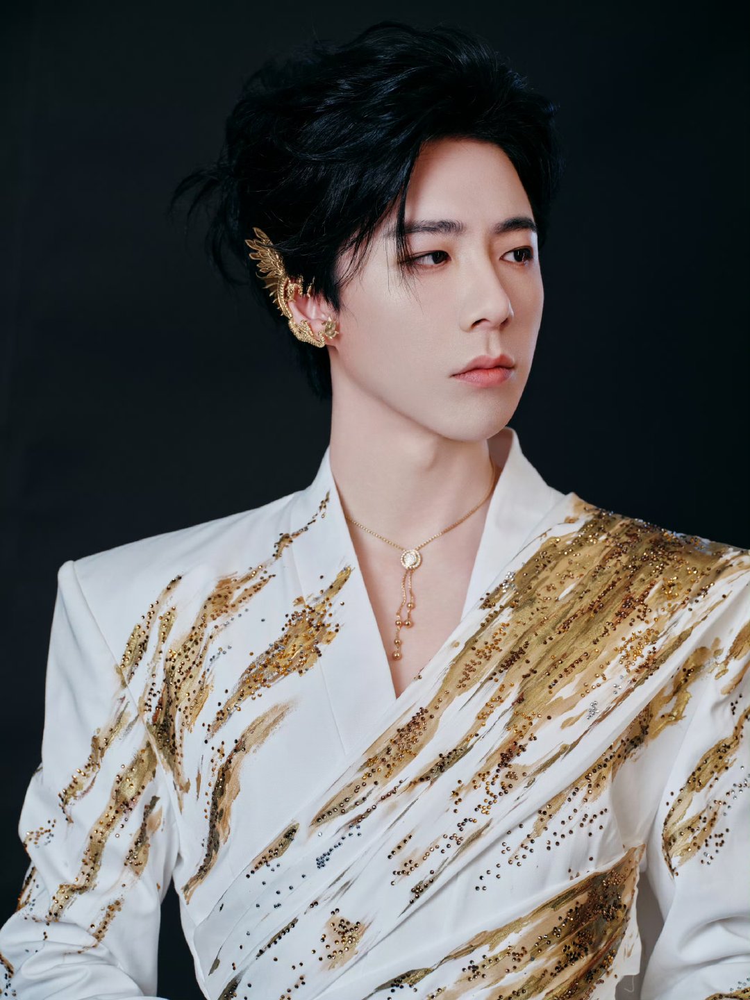 刘宇宁说绝对不会拍现偶刘宇宁直言自己只喜欢看现偶，却完全不想出演，把这当成接戏的