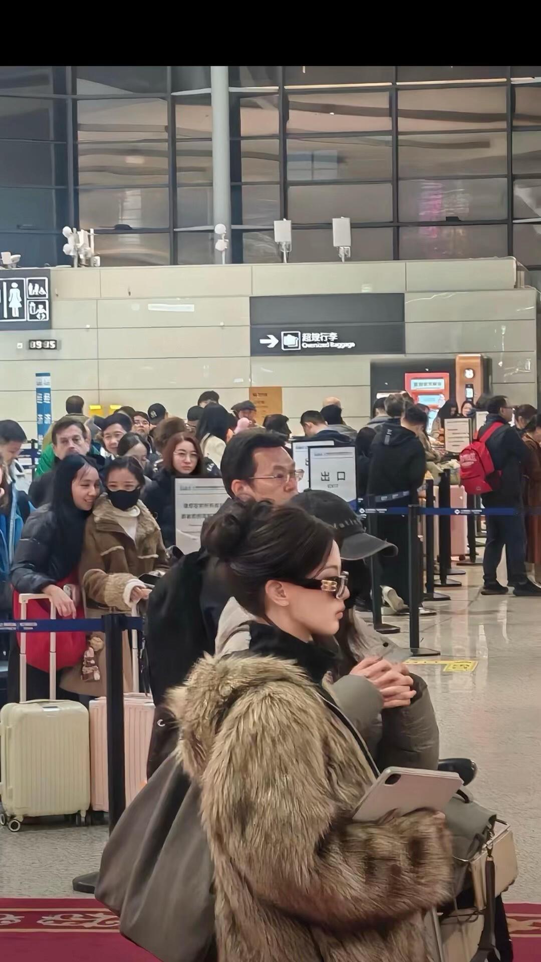 路人随拍就是神图天生吃这碗饭的命杨超越