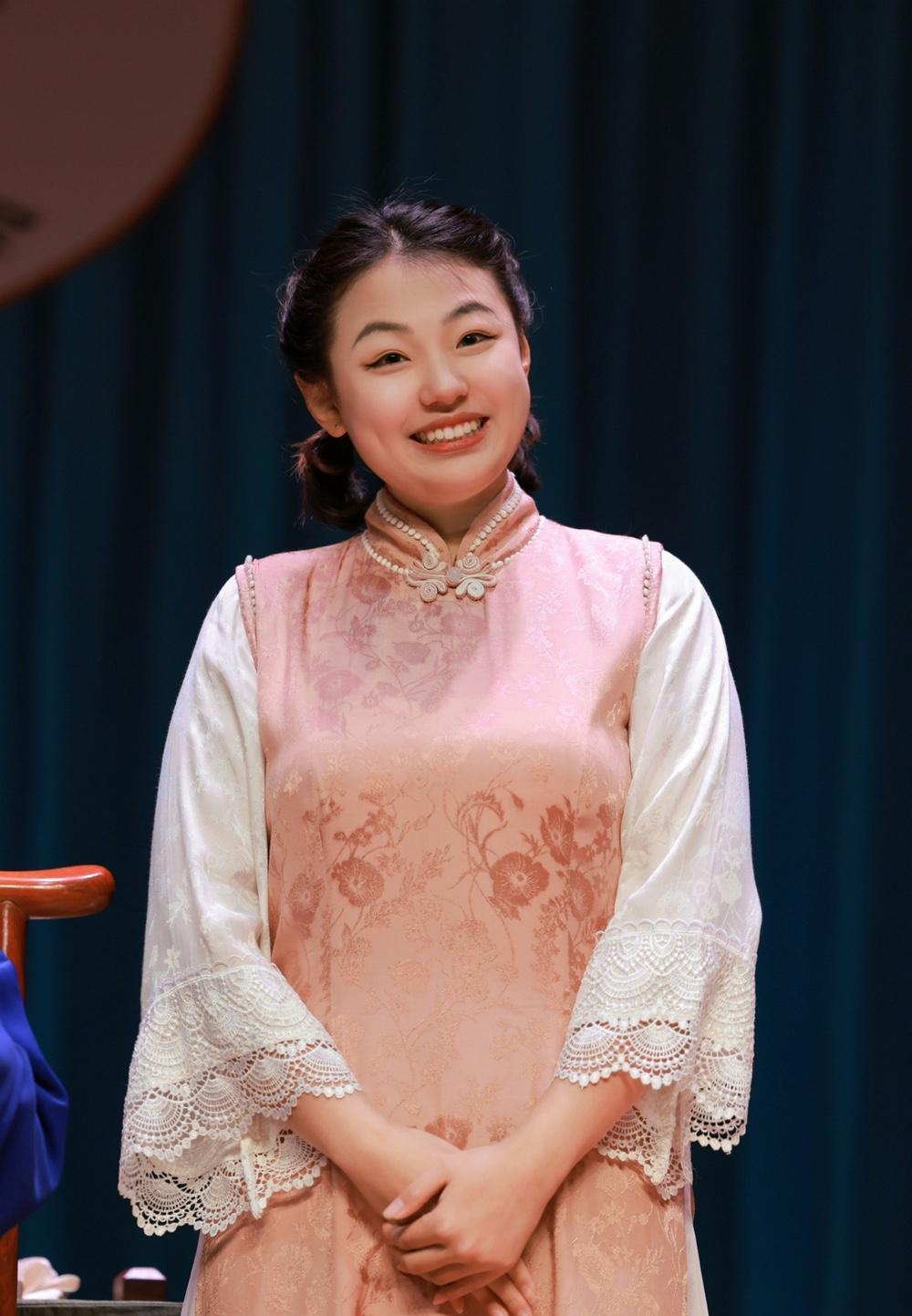 【相声演员赵芸一参加德云副总聚会，透露重要信息，你怎么看？】近日，有网友爆料德