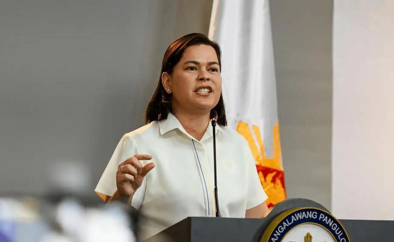 🌛第二个杜特尔特？菲律宾现任副总统莎拉，一句话点破了菲律宾的死结——没有独