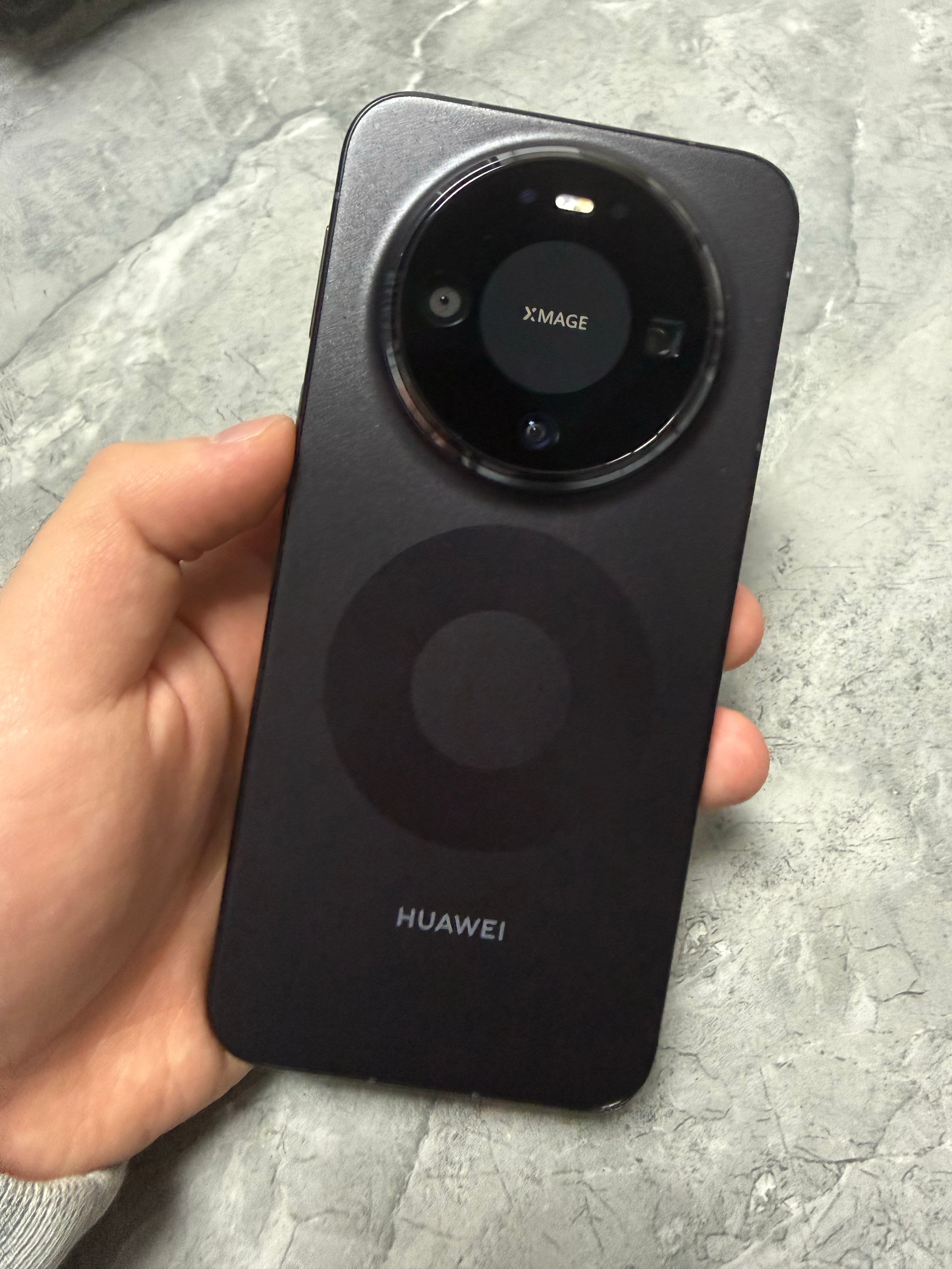 这代华为mate80这磨砂质感太好了吧！！