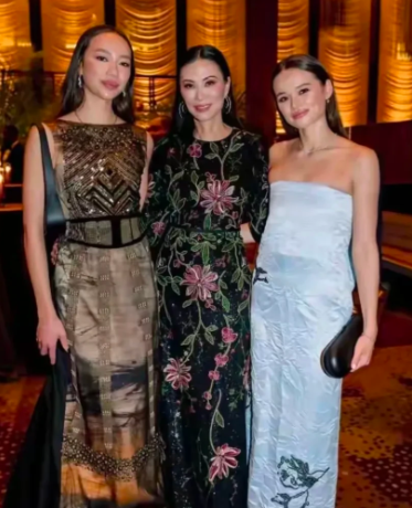 此次默多克95岁大寿邓文迪受邀现身，背后其实还有更深层的考量。2025年，默多