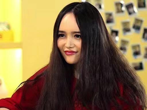 孙割的三任前女友：第三任：一线明星景甜，两人分手后，孙割要求景甜返还彩礼，300