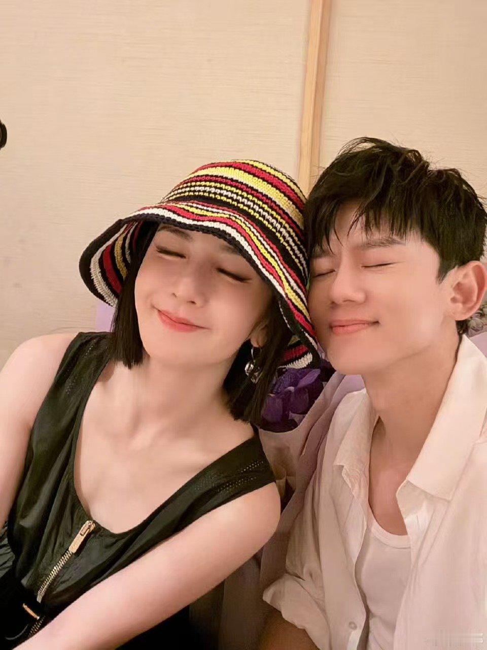 谢娜张杰十四周年晒照谢娜张杰结婚十四周年晒照谢娜张杰结婚十四周年晒照​​​
