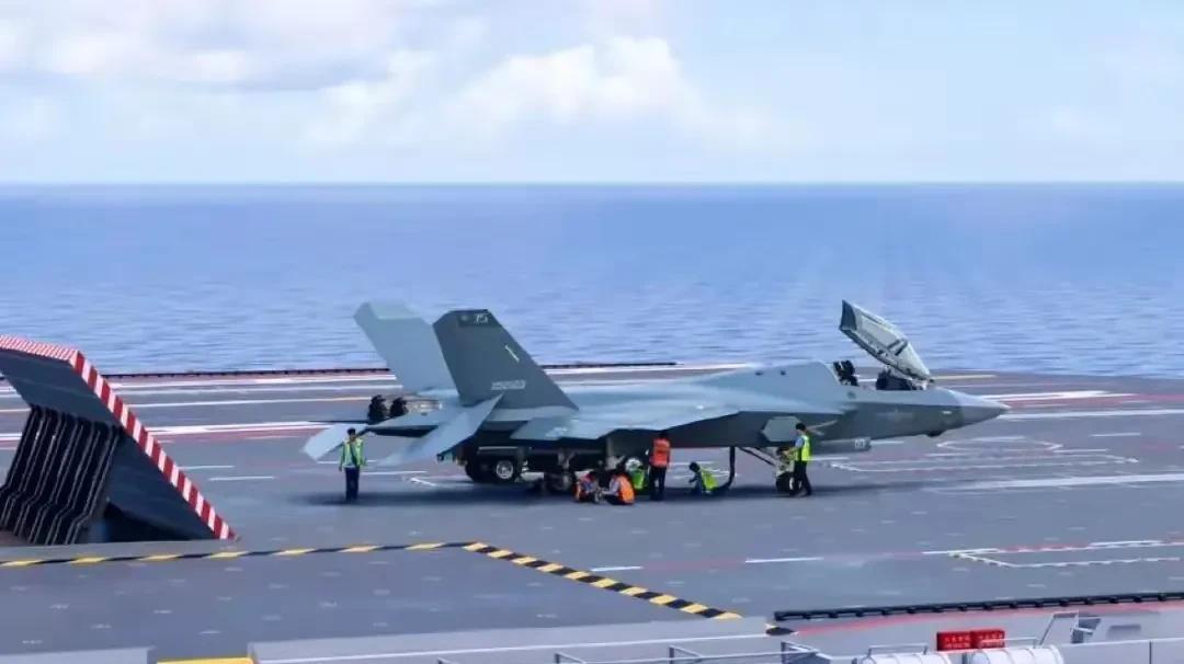 给东大八一建军节献礼，美军又一架F-35战机坠毁！美国海军的F-35战