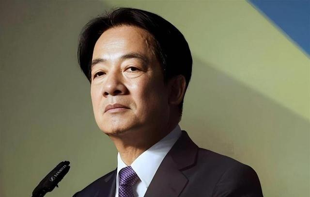 如果赖清德那天脑门大开：突然宣布台湾是中华人民共和国的一个省，迎接中国人民解放军