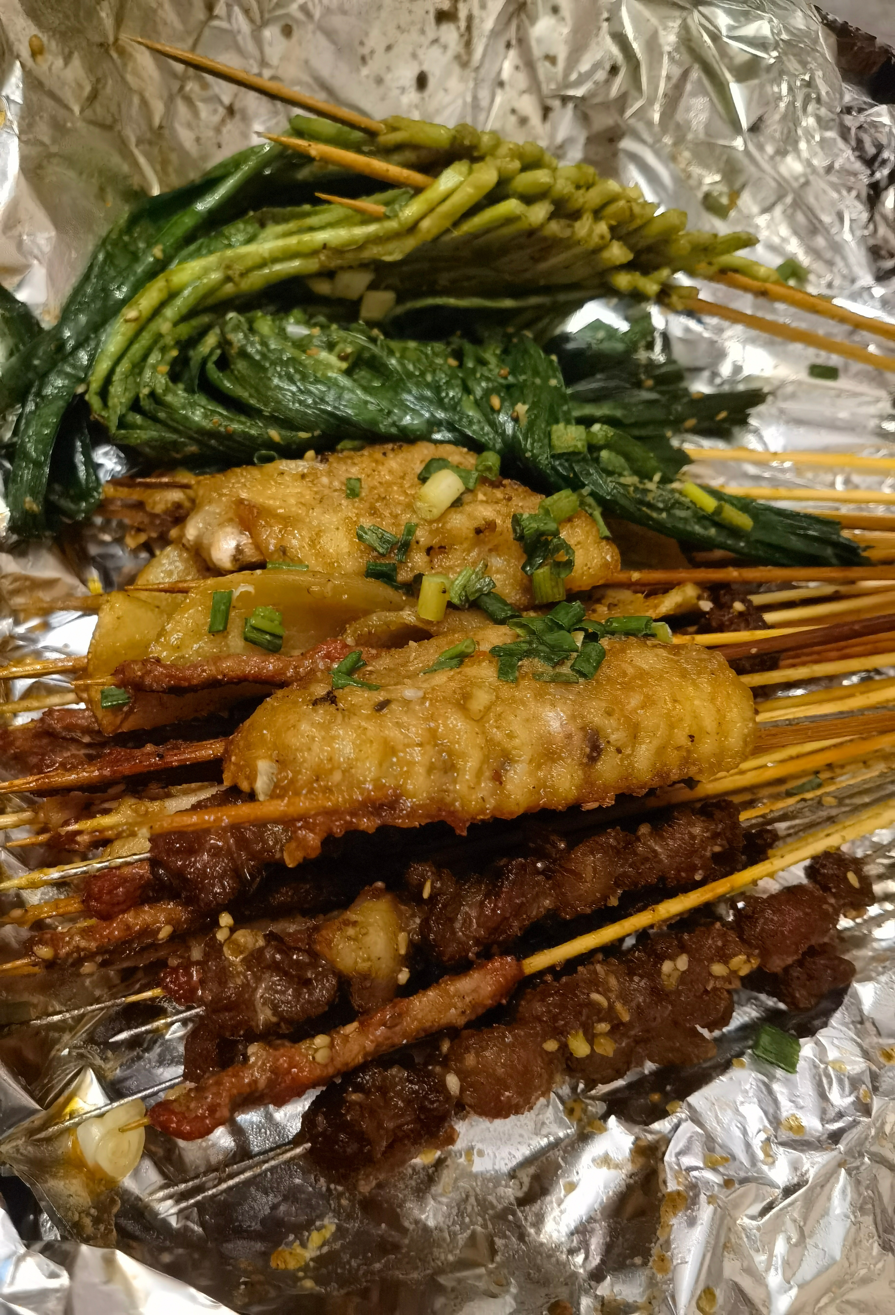 来一顿烧烤庆祝一下fzk埋得更深了[墨镜]​​​