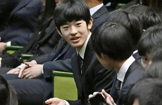 日本的王室被中国留子给整破防了，甚至日本媒体都直接报道称：可能会动摇“日本王室的