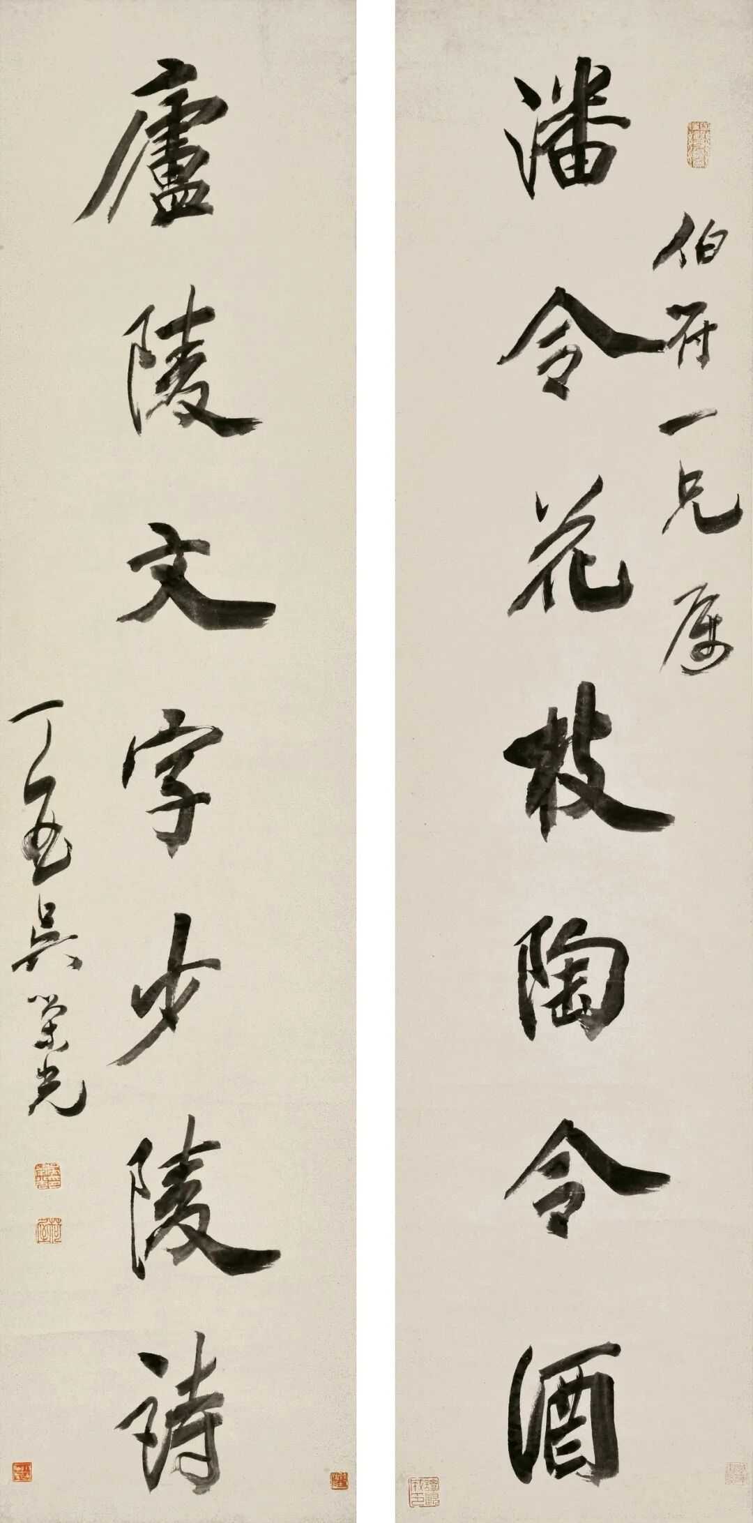 吴荣光行书《潘令庐陵七言联》，纸本103.5×30.8cm。释文：潘令花枝陶