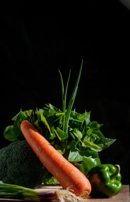 男女10大长寿秘籍：1、夫妻生活不要太过频繁2、每天吃绿色蔬菜3、坚持午