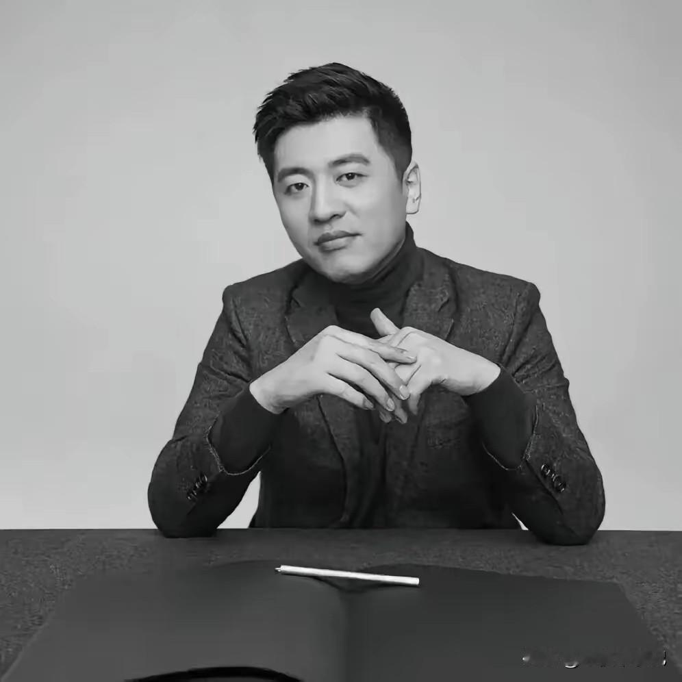 张雪峰走后4个月，他生前那句话都该听听：如今最难找工作的，不是农民工，也不是大专