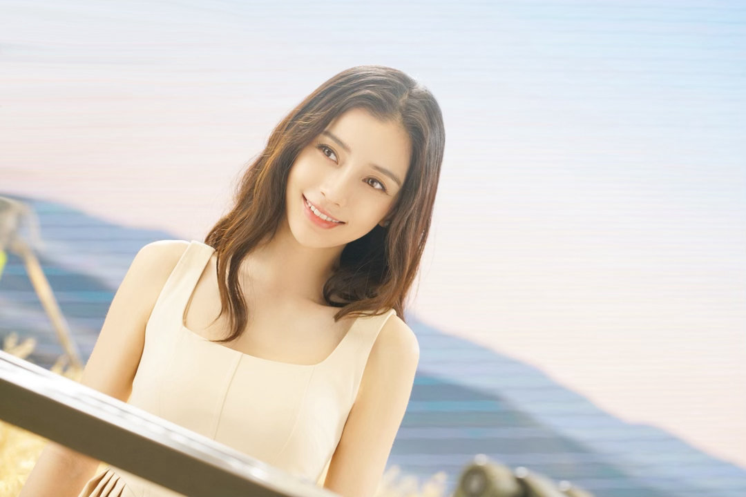 angelababy杨颖麦浪+阳光＝满分美好💛