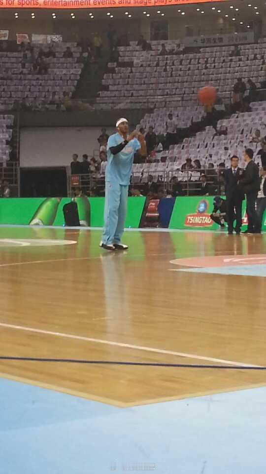 一些新疆队的老照片新疆男篮新疆伊力特男篮阿才说球CBA新疆广汇男篮