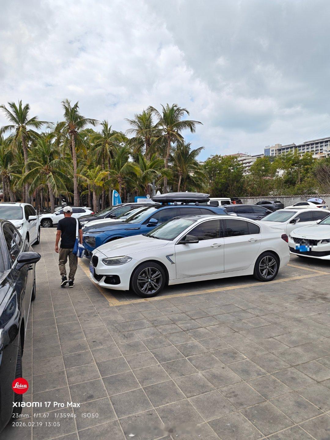 小鹏G9这个蓝色感觉没那么好看？陕A是自驾过来的吗，慕了