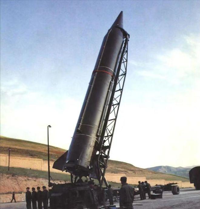 ☁1987年，沙特来中国买导弹，中方代表试探性伸出一根手指，意思是“一千万