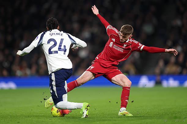 热刺1比2利物浦利物浦艰难取胜，升至积分榜第五位，但也付出了惨痛的代价。希望三