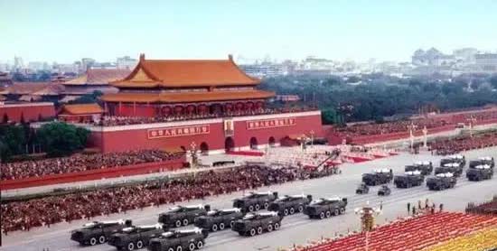 韩国总统李在明，这次下的这步臭棋，会让他后悔一辈子，其实当他本人不参加派个大臣参