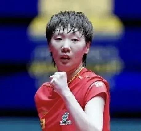 世乒赛：王曼昱莎头组合完胜对手顺利晋级5局比分：11-3、11-6、11-