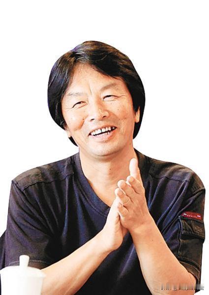 刘震云说：“当一个人不尊重你的时候，果断收起你的大方，不要去沟通，不要去交流，也