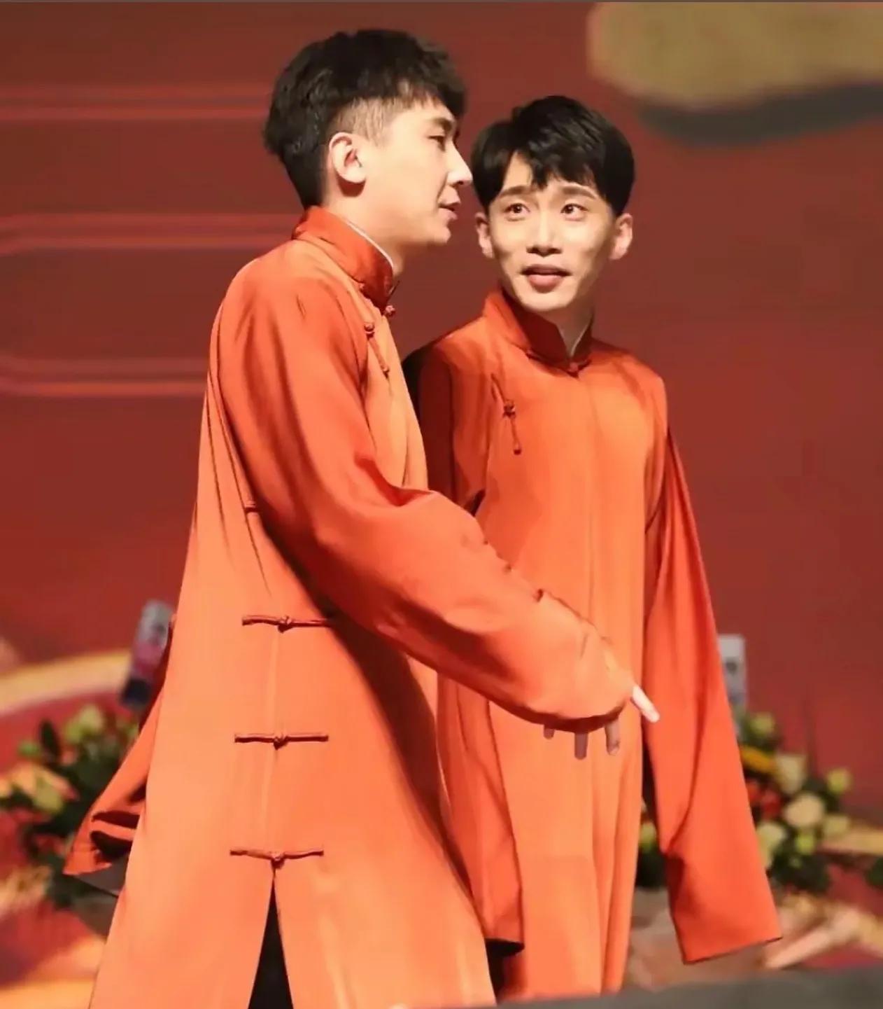 尚九熙回应与何九华裂穴，尚九熙真是体面人！8月2日，观众在小剧场返场时提到“