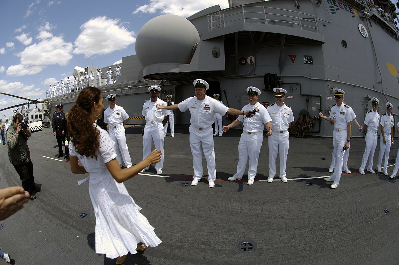 这鱼眼是非用不可吗......