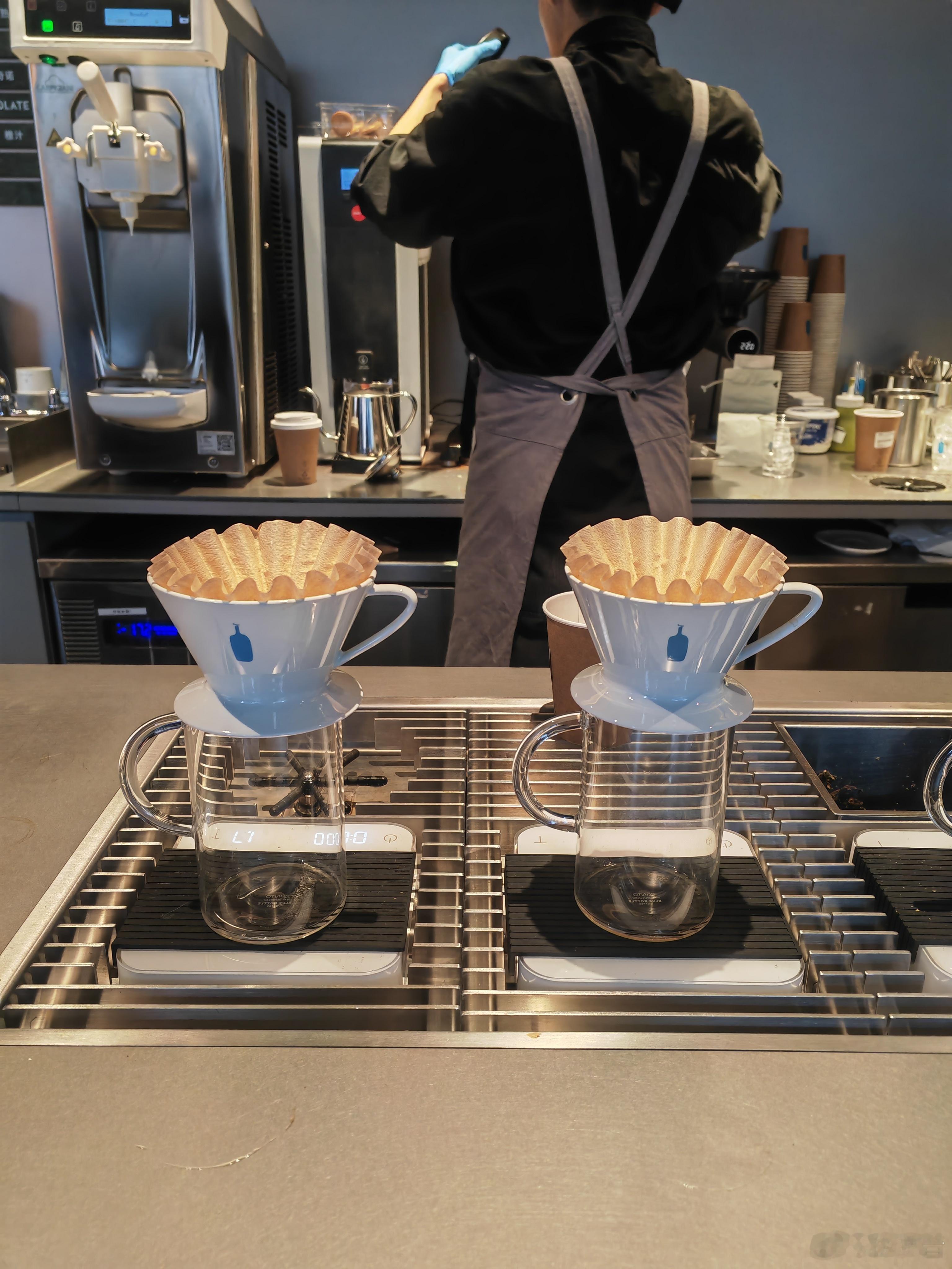 首探来到中国的bluebottle蓝瓶子开到杭州的消息老早看到了，因为在201