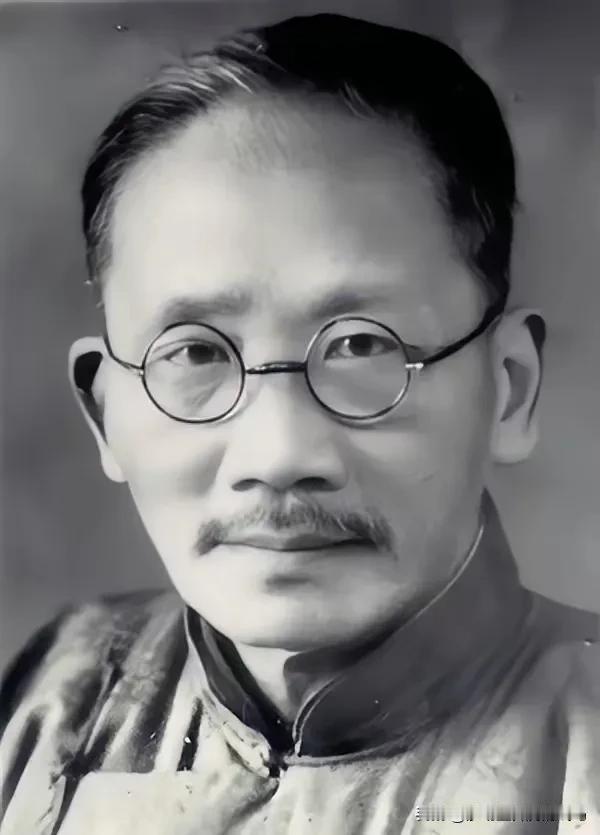 1949年，南京icon。保密局icon的特务已经把上万名共产党员的处决名单划好