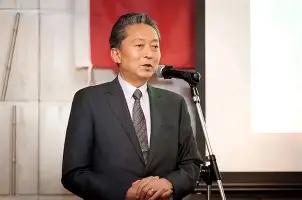 日本前首相鸠山由纪夫彻底怒了！曾经说当年中国放弃日本战争赔款，全是中方单方面的选