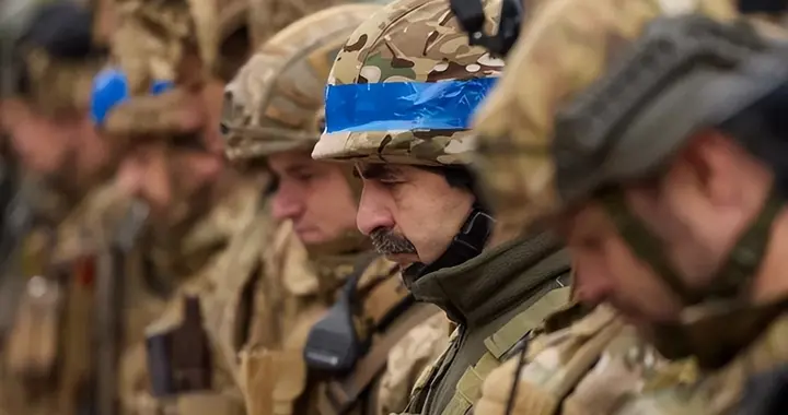 乌军系统性提拔情妇军官？非正式制度引发内部治理争议