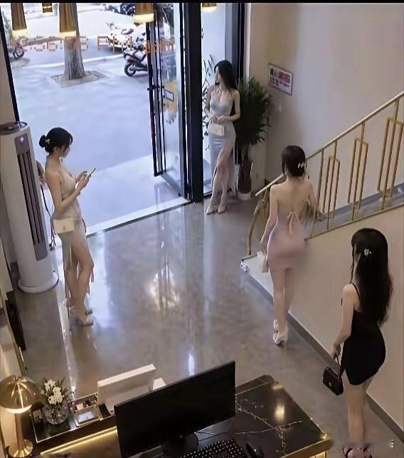这应该是医美店吧，普通人消费不起。