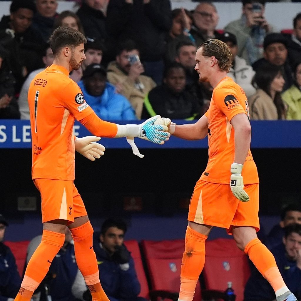 图多尔：“启用金斯基是正确的决定，他是一位很有天赋的门将。但之后发生了一些事……