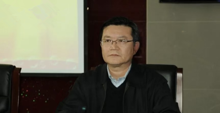搞权权交易! 周应军(已退休)被决定逮捕
