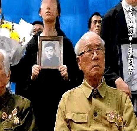陈飞宇的戏比松骨峰还长，观众不干了。不是嫌电影不好看，是嫌英雄成了背景板。范