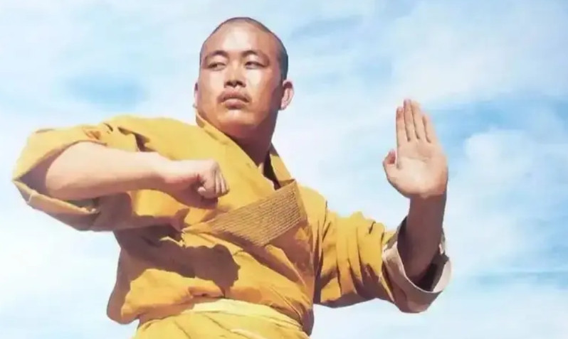 释永信这位少林寺的方丈，他的功夫到底怎么样，会不会功夫？释永信会功夫，为什么这