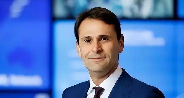 美荷两国曾同时发声，对中国独立研发的光刻机技术给予了强烈批评，近期美荷两国接连发