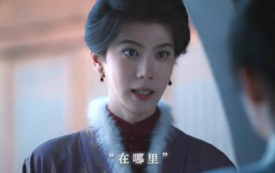 两个男人把一部宅斗剧干出圈了。潘毅鸿演的侍卫九皋，28岁，中戏毕业，在短剧圈