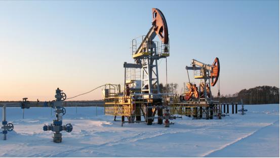 油价飙升助俄财政解困，单月油气收入暴涨70%创新高，普京要求谨慎用财