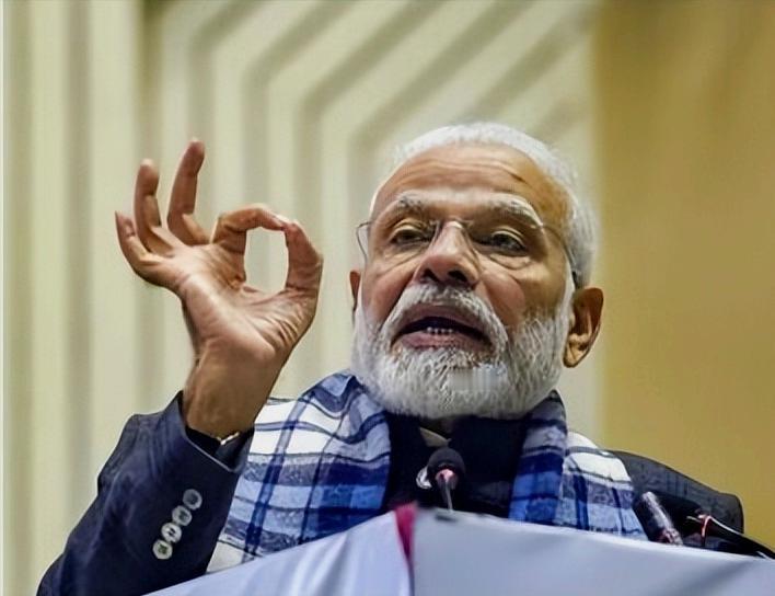 印度“拆墙”迎欧洲豪车！25万辆杀进来，本土工人连夜失眠…“下个月工资，发不出