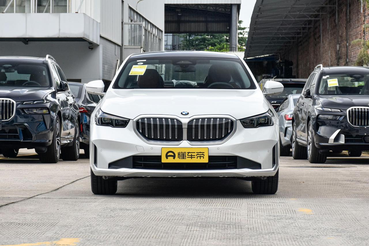 月薪5000想养宝马530Li？我算完账，就真的劝退各位了！工资五千，刚提一台5