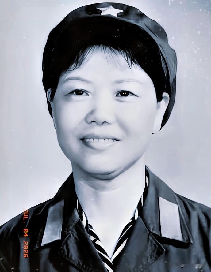 1940年，71岁的开国上将陈士榘与妻子协议离婚，谁知，6个子女却齐声地表示"早