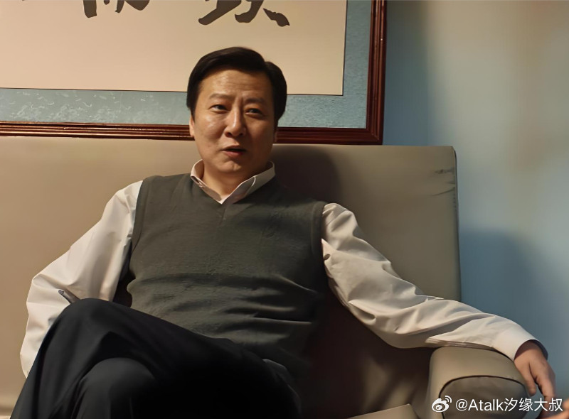 某国企副手的四柱八字：日元为甲木，月支在子，时支在亥，印星得令，所以这个八字是在