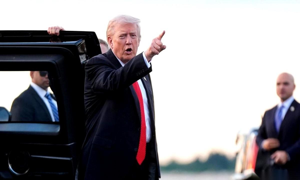 上一秒还叫你“铁杆盟友”，下一秒直接一记耳光扇你脸上。25%的关税。说加就加